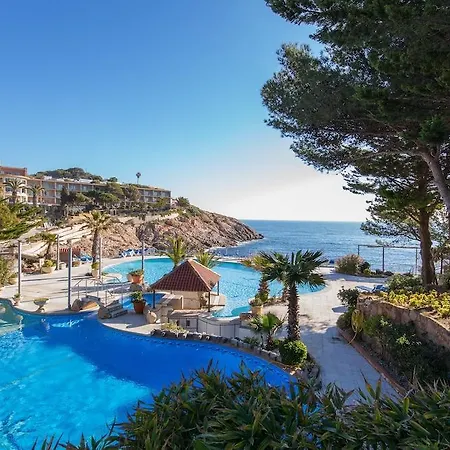 Hotel Eden Roc & By Brava 4*