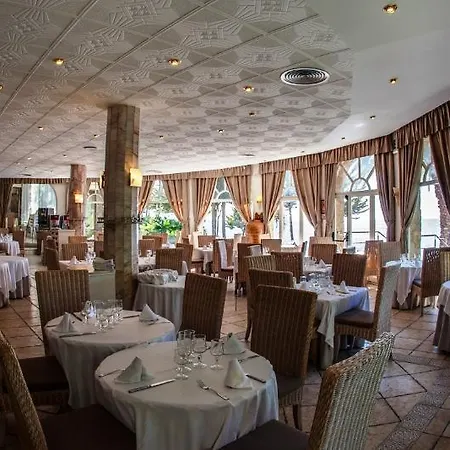 Hotel Eden Roc & By Brava 4*