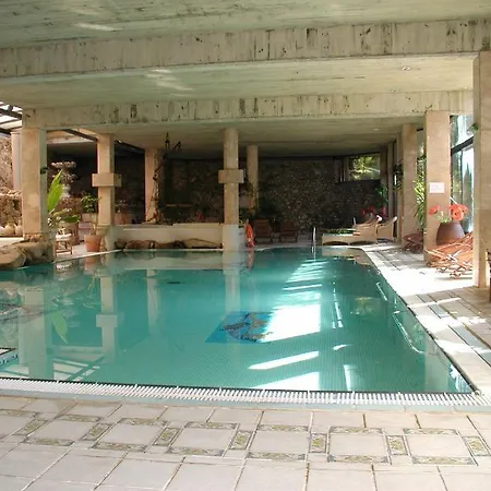 Eden Roc & By Brava Hotel 4*